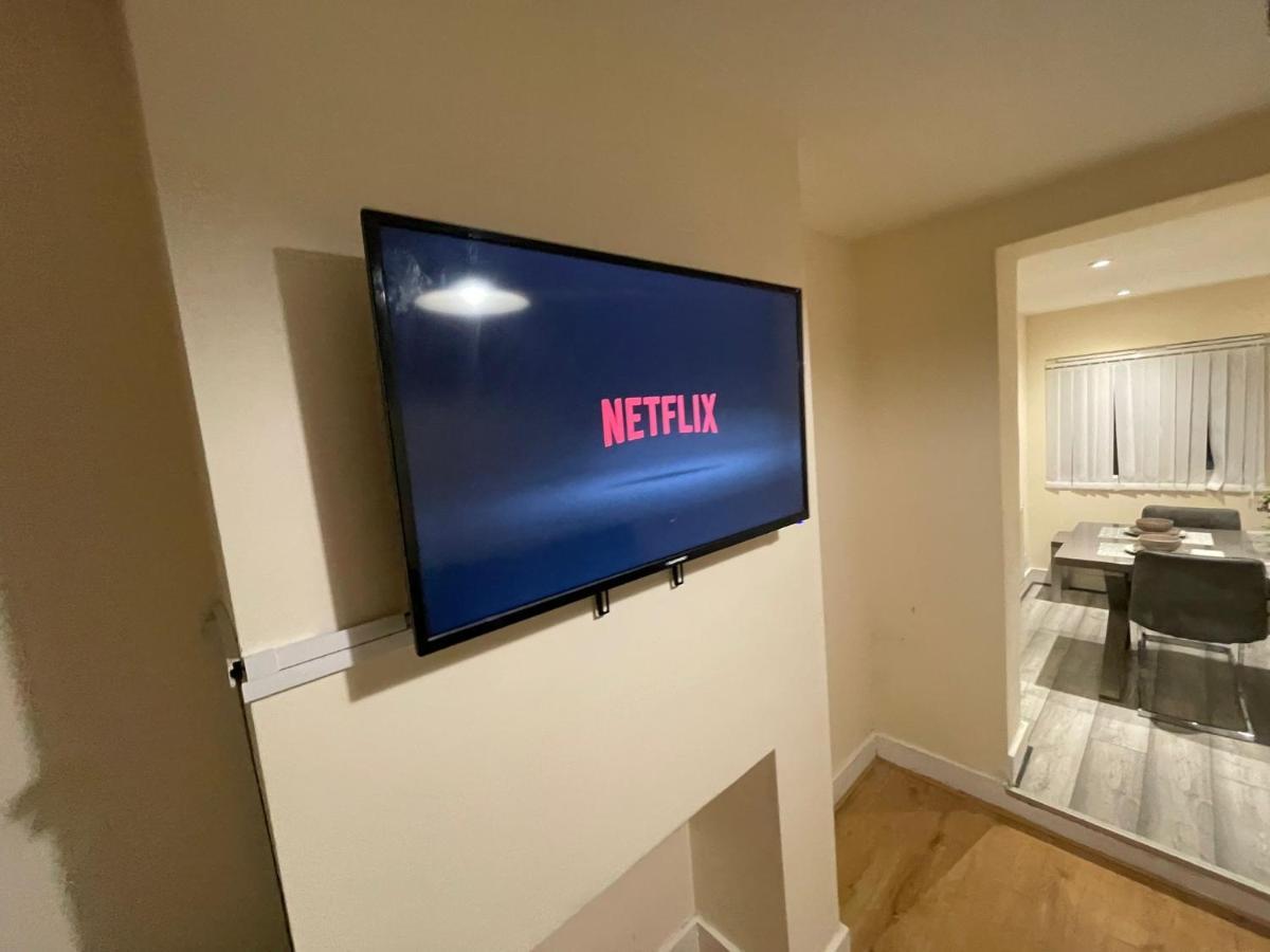 Big 3 Bedroom London House With 2 Bathroom Plumstead  Exteriér fotografie