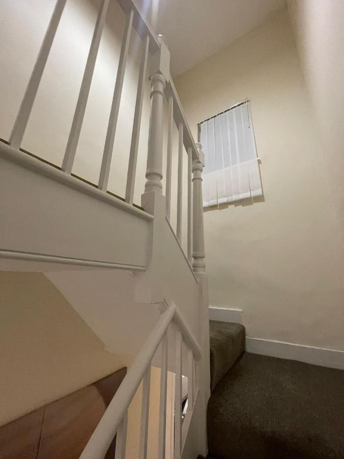 Big 3 Bedroom London House With 2 Bathroom Plumstead  Exteriér fotografie