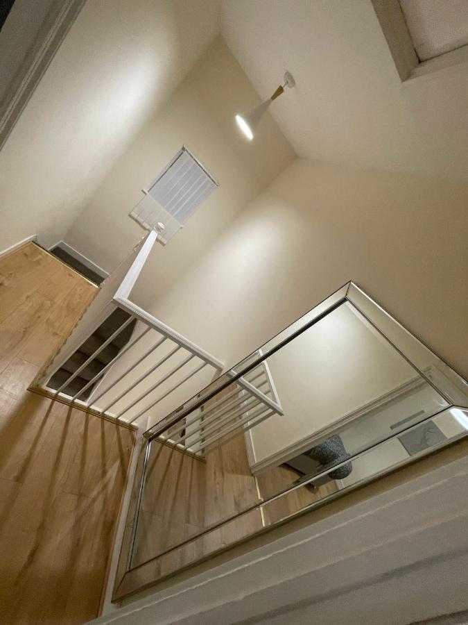 Big 3 Bedroom London House With 2 Bathroom Plumstead  Exteriér fotografie